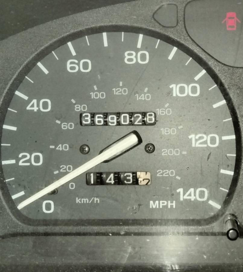 Subaru-legacy-1996-silver-9