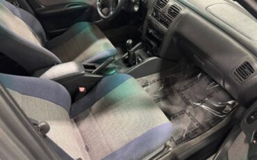 Subaru-legacy-1996-white-14