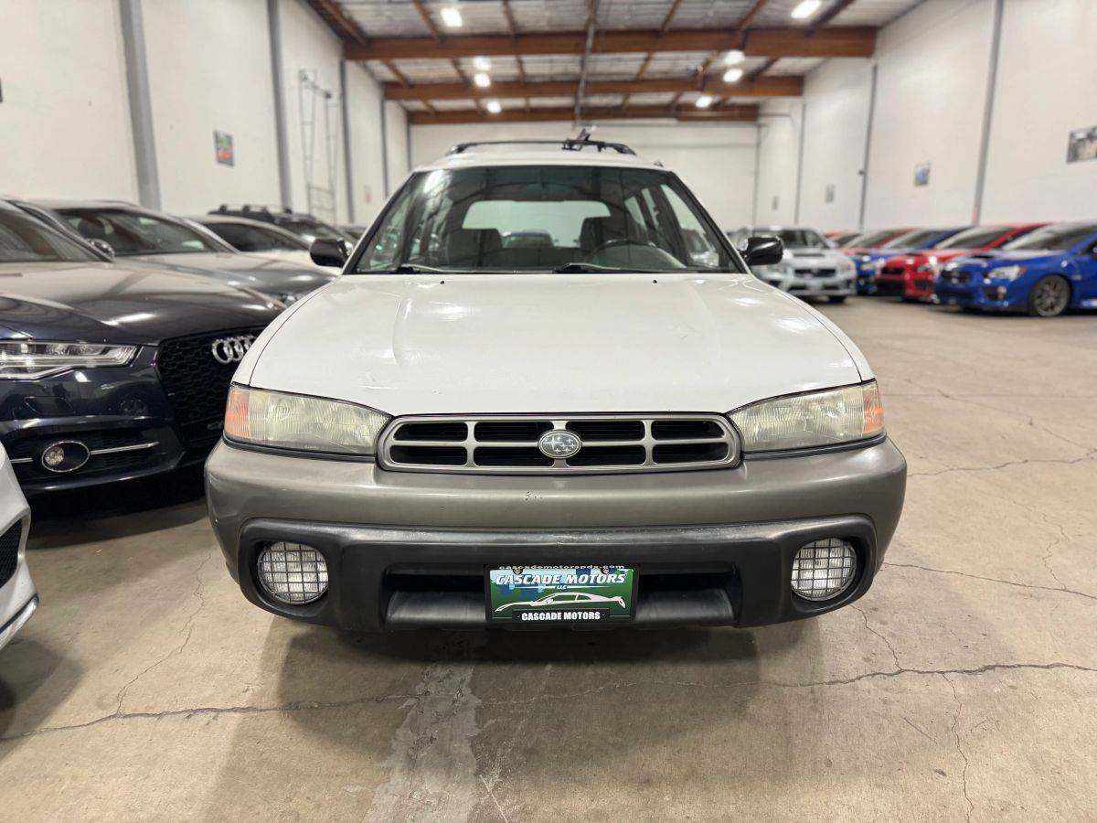 Subaru-legacy-1996-white-15