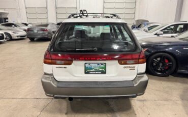 Subaru-legacy-1996-white-3