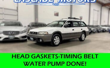 Subaru-legacy-1996-white