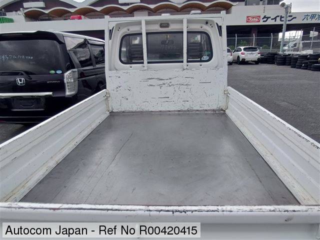 Subaru-sambar-1991-white-2