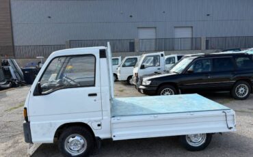 Subaru-sambar-1991-white-8