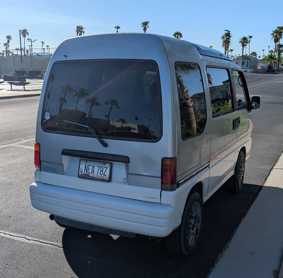Subaru-sambar-1993-silver-1