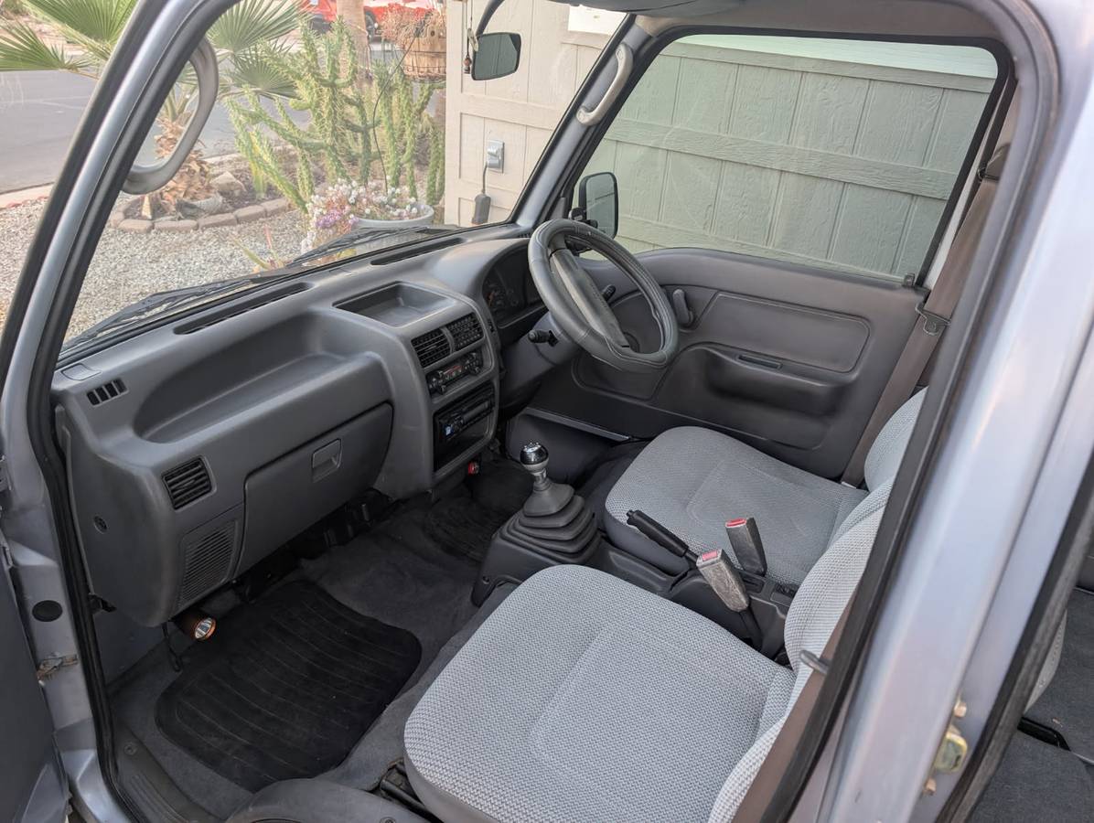 Subaru-sambar-1993-silver-3
