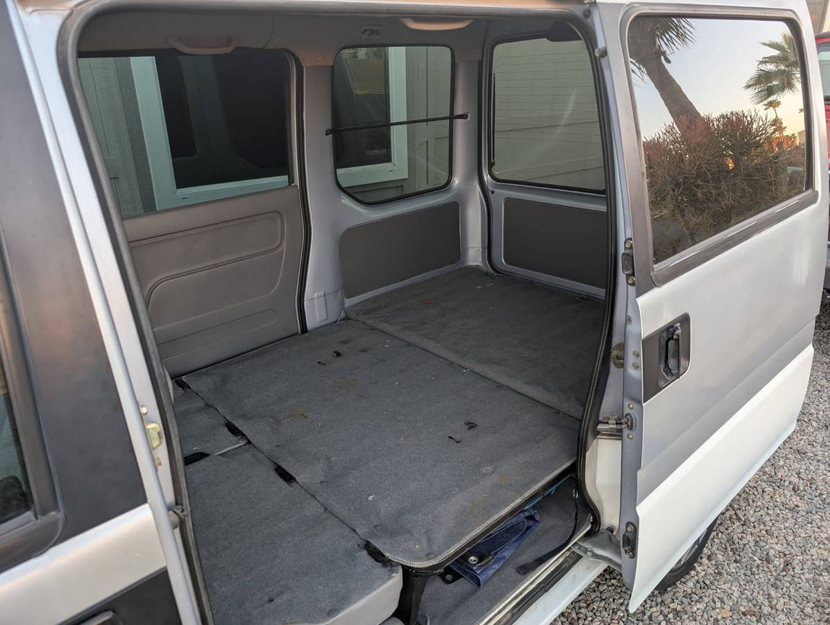 Subaru-sambar-1993-silver-4