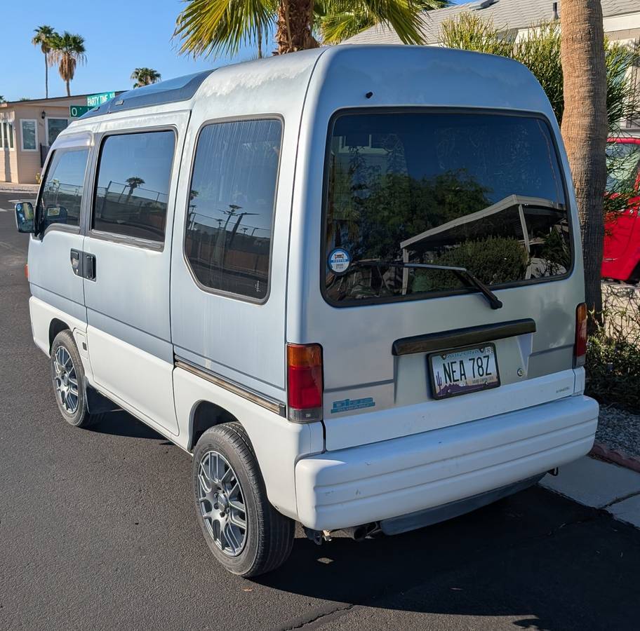 Subaru-sambar-1993-silver