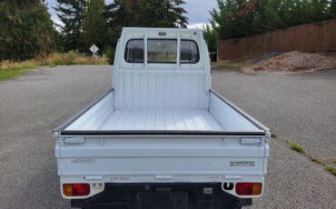 Subaru-sambar-1994-white-10