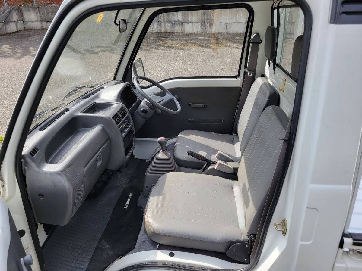 Subaru-sambar-1994-white-15