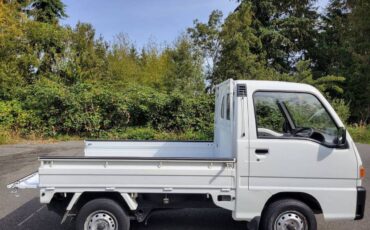 Subaru-sambar-1994-white-2
