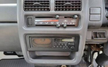 Subaru-sambar-1994-white-20
