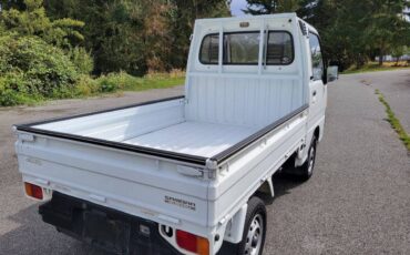 Subaru-sambar-1994-white-3