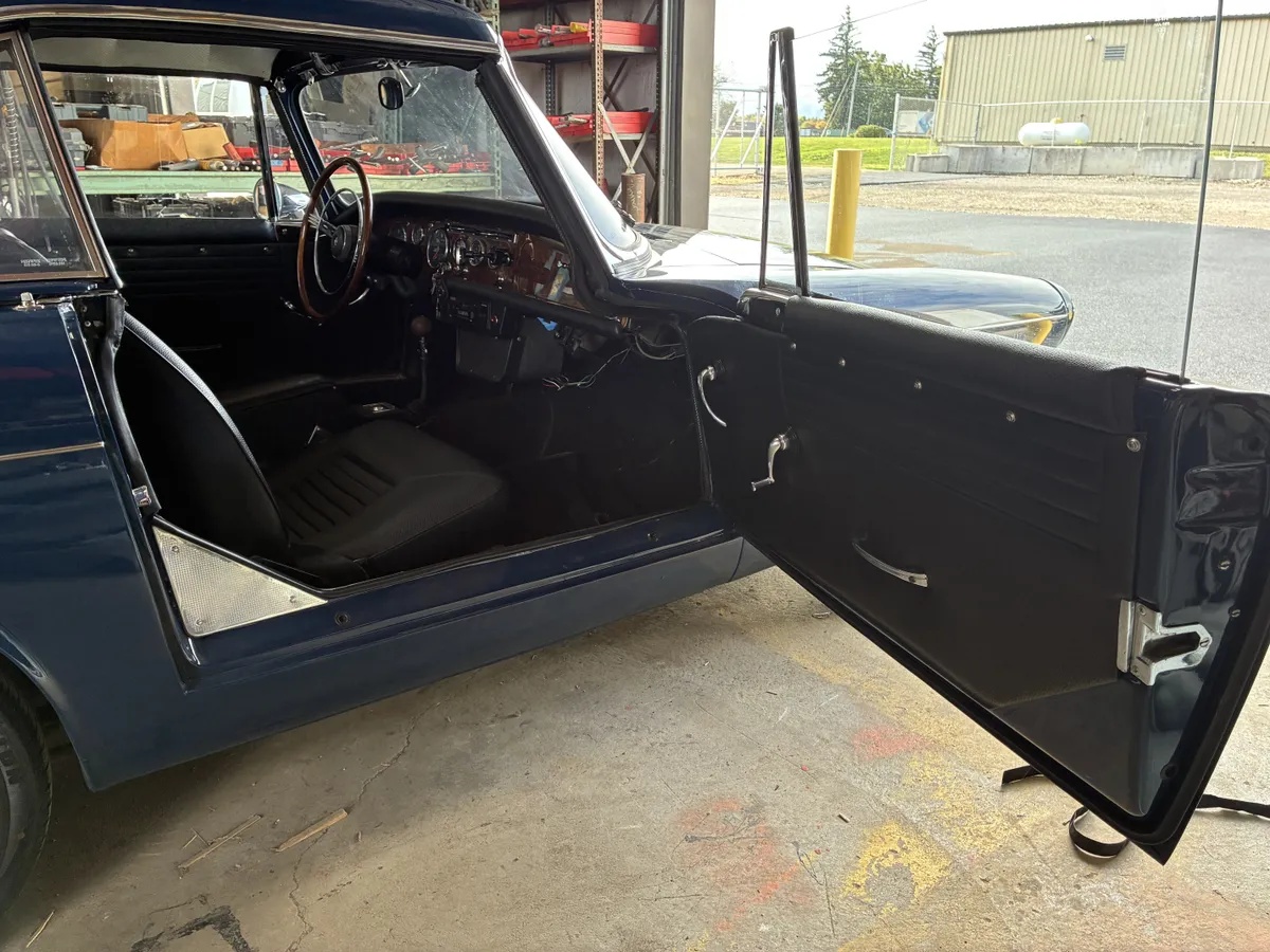 Sunbeam-Tiger-1966-Blue-Black-11