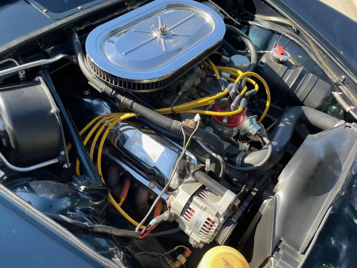 Sunbeam-Tiger-1966-Green-Tan-10