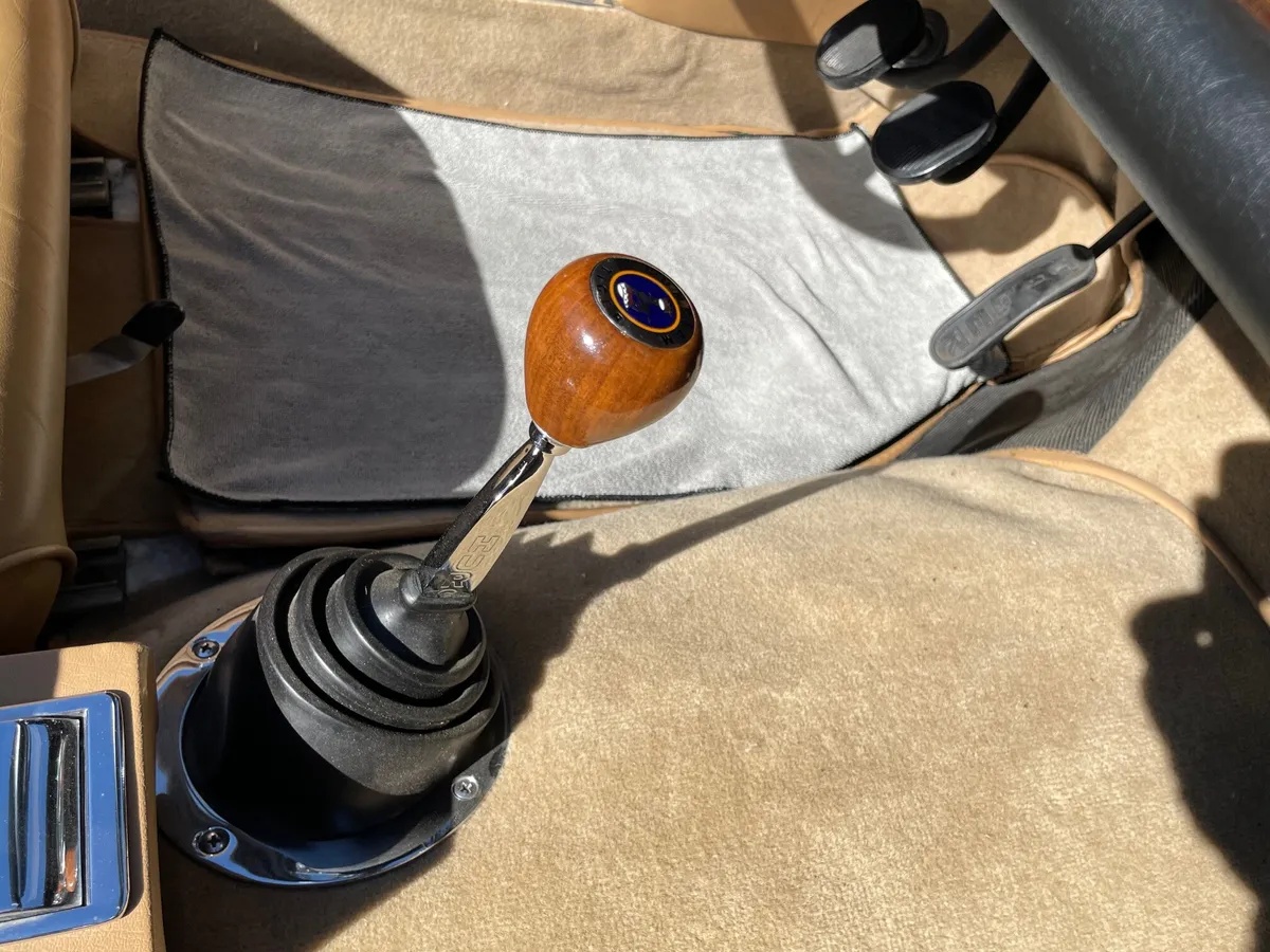 Sunbeam-Tiger-1966-Green-Tan-11