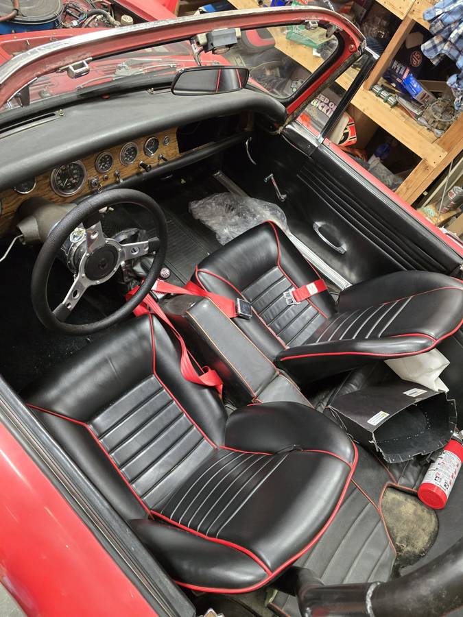 Sunbeam-alpine-gt-1965-red-8