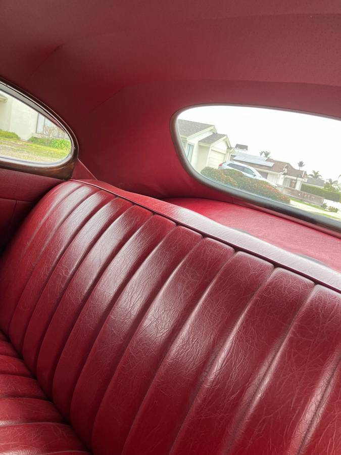 Super-series-coupe-1949-red-7