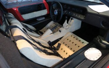 Superformance-gt40-1965-red-14