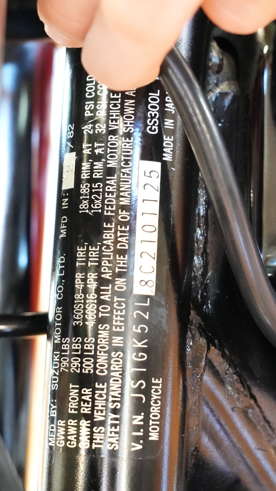 Suzuki-GS-1982-33