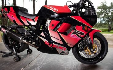 Suzuki-GSX-R-1992-12