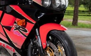 Suzuki-GSX-R-1992-8