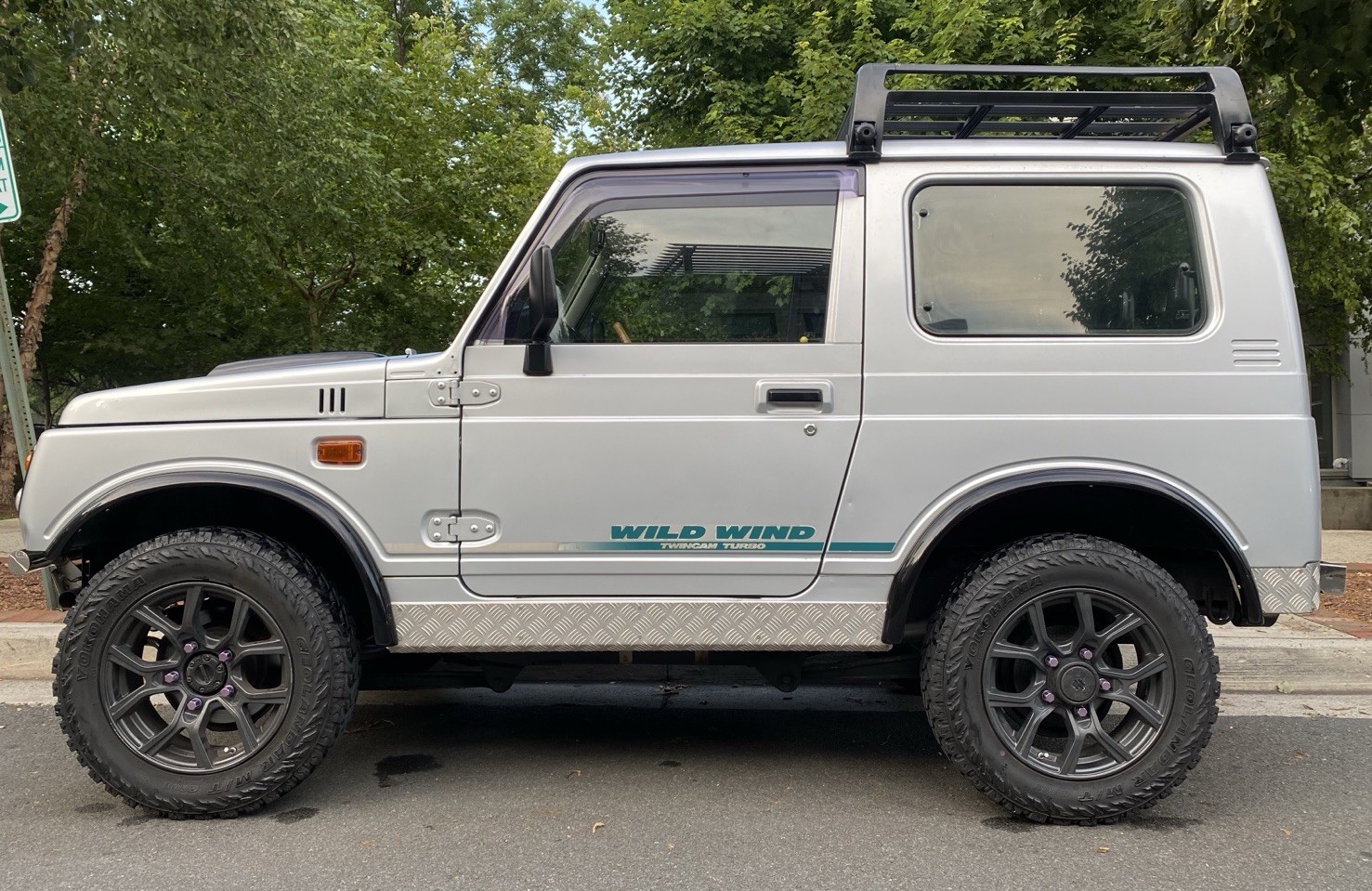 Suzuki-Jimny-1996-SUV