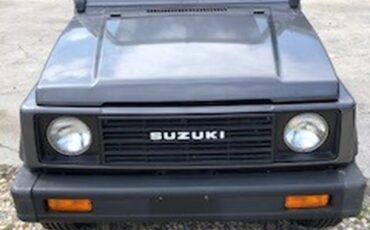 Suzuki-Samurai-1987-Medium-Gray-Metalic-Black-amp-Gray-2