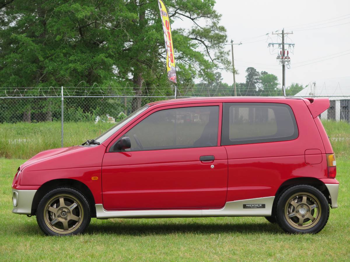 Suzuki-alto-works-turbo-awd-1995-red-4