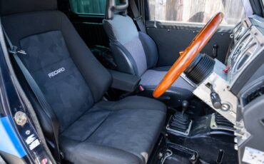 Suzuki-jimny-1992-14