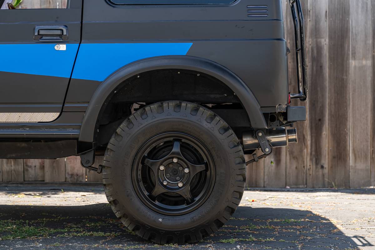 Suzuki-jimny-1992-65