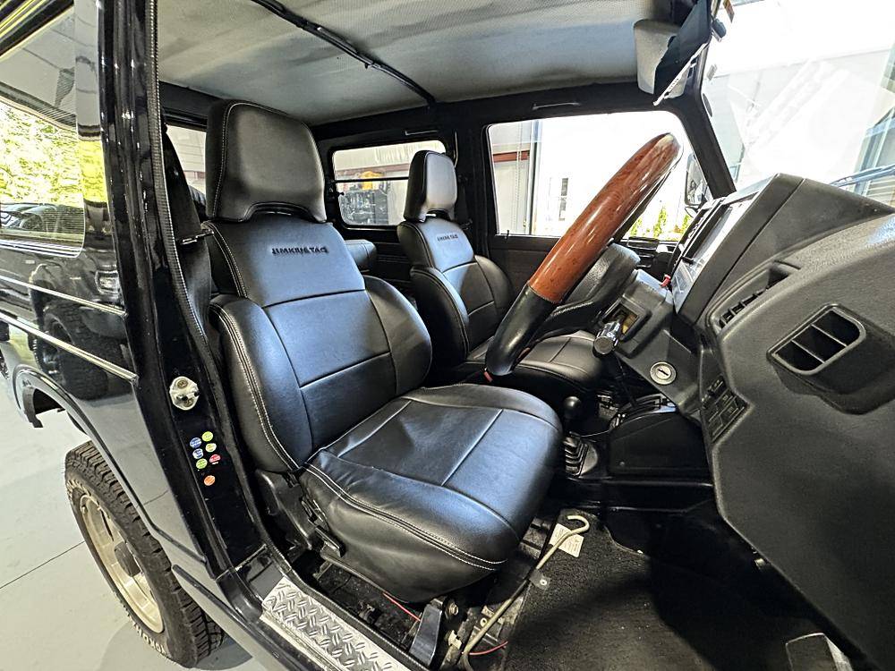 Suzuki-jimny-1992-custom-25