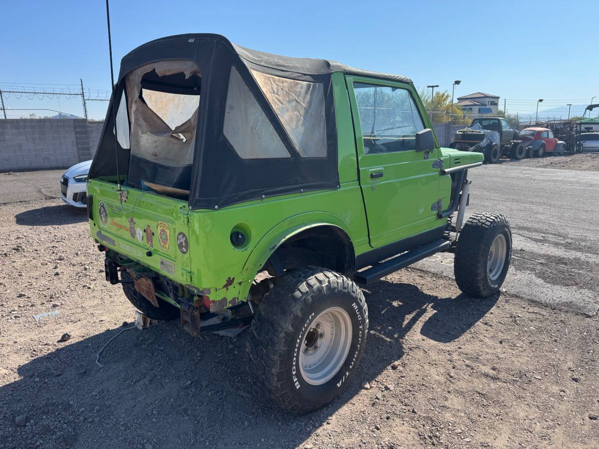 Suzuki-samurai-1986-green-1