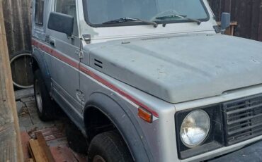 Suzuki-samurai-1986-grey-4
