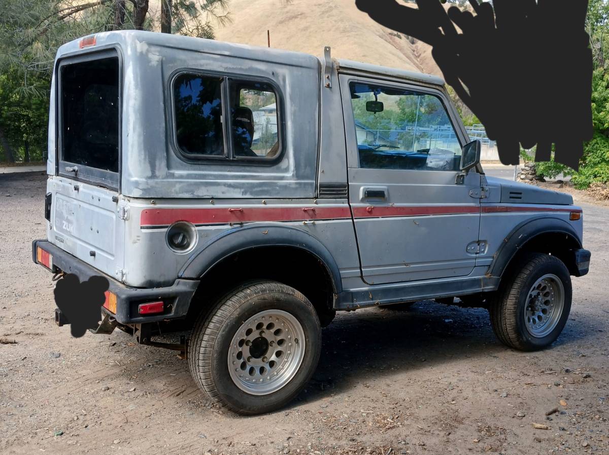 Suzuki-samurai-1986-grey-7