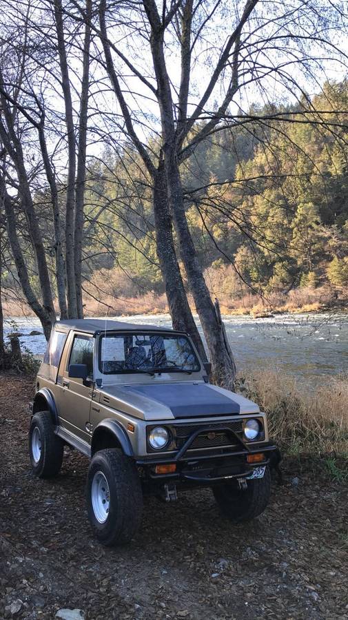 Suzuki-samurai-1988-2