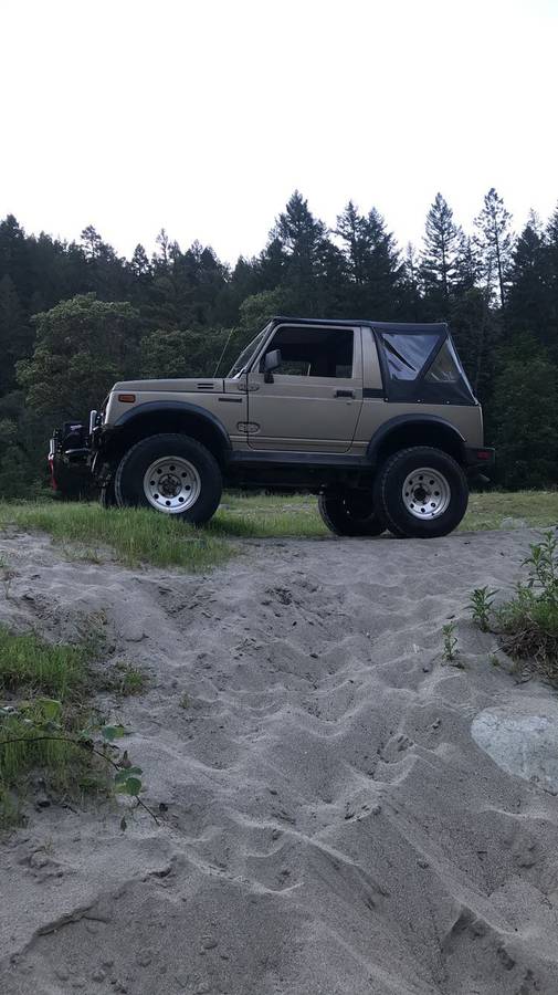 Suzuki-samurai-1988-4