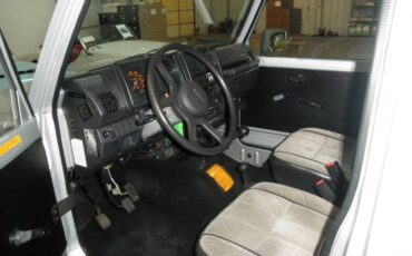 Suzuki-samurai-1988-5