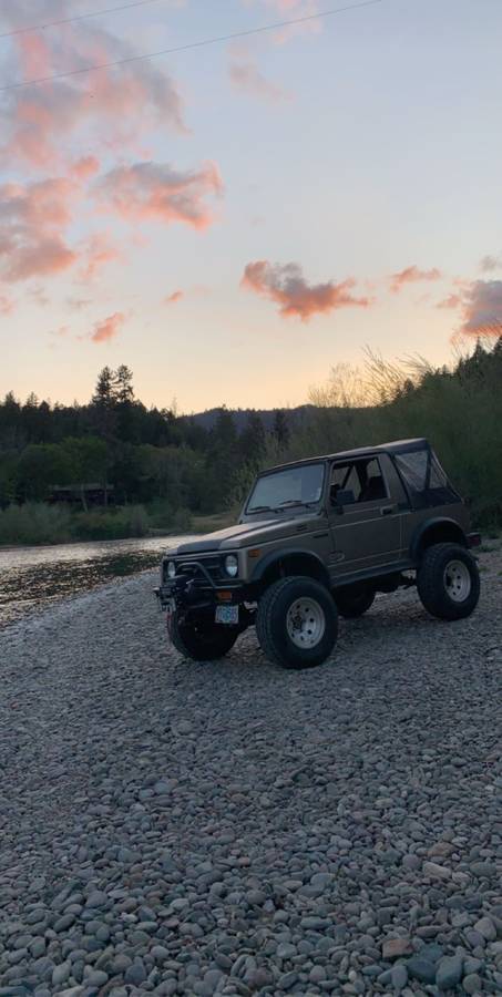 Suzuki-samurai-1988-5