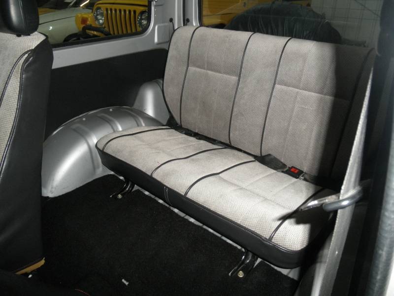 Suzuki-samurai-1988-7