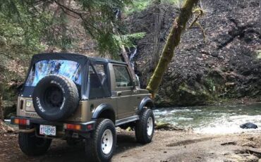 Suzuki-samurai-1988-9