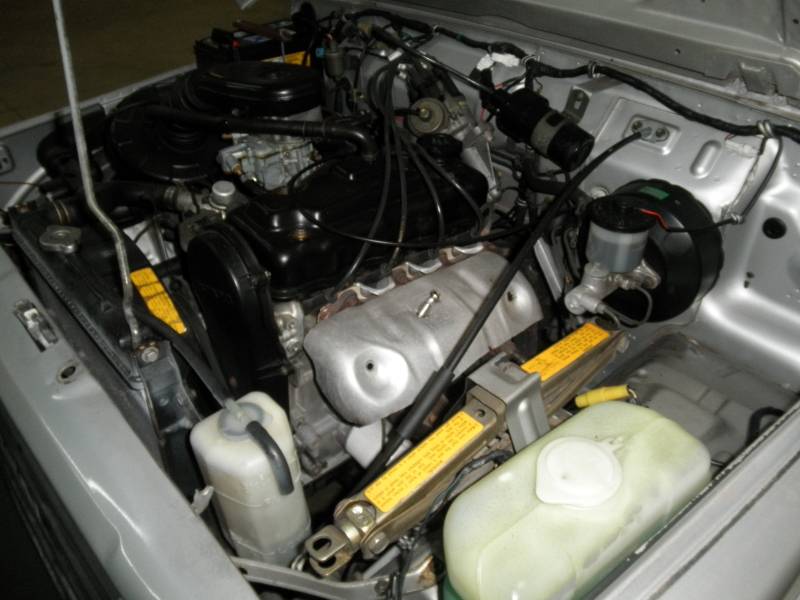 Suzuki-samurai-1988-9