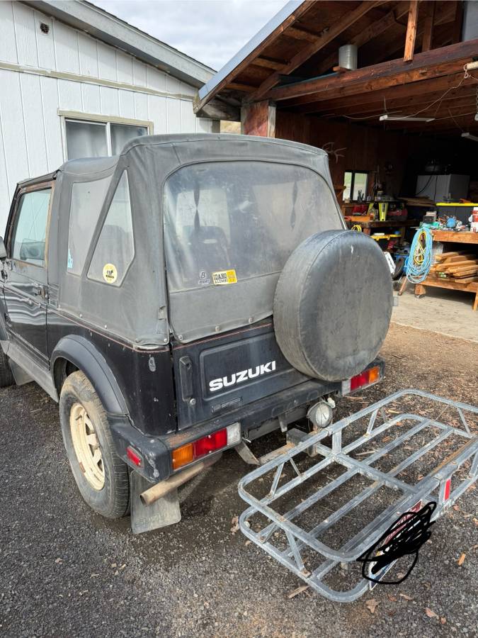 Suzuki-samurai-1988-black-3