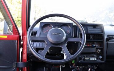 Suzuki-samurai-1988-red-32