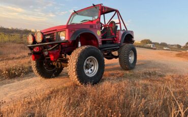 Suzuki-samurai-1988-red