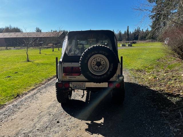 Suzuki-samurai-1988-silver-6