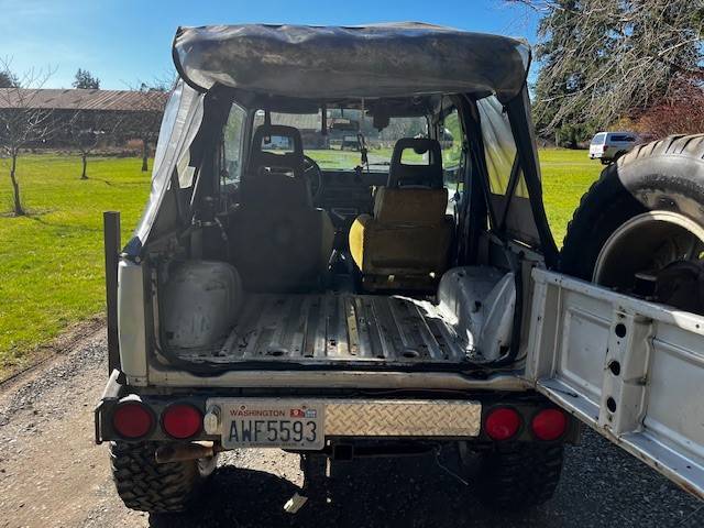 Suzuki-samurai-1988-silver-8