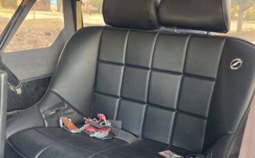 Suzuki-samurai-1990-green-16