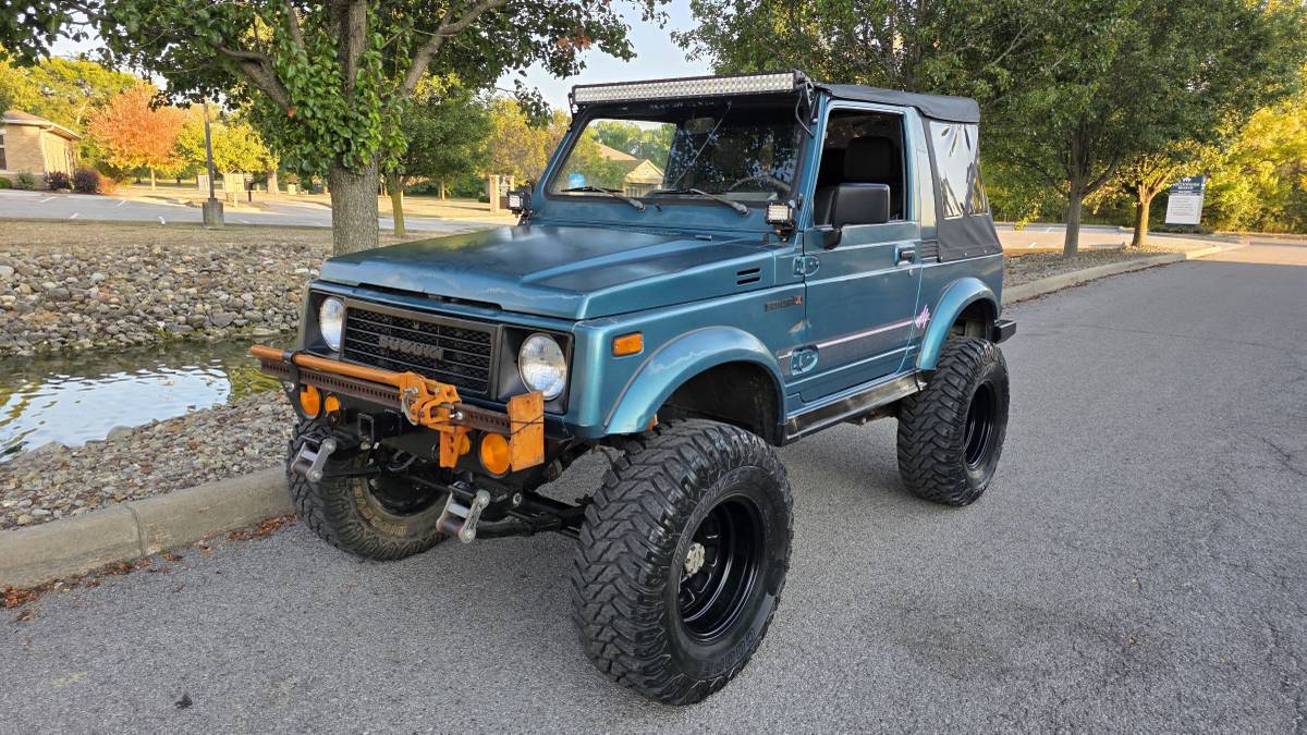 Suzuki-samurai-1990-green-7