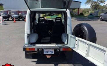 Suzuki-samurai-1992-4