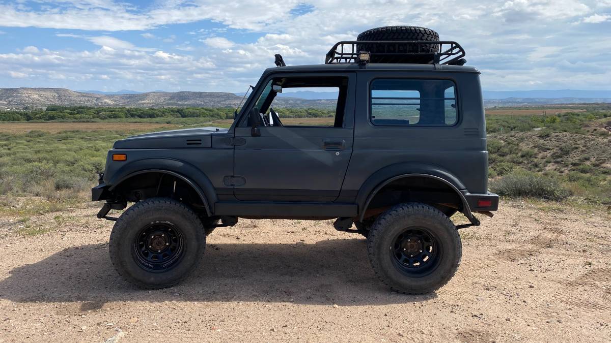 Suzuki-samurai-sj413-tintop-1988-grey-15